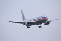 N363AA @ DFW - American Airlines landing at DFW Airport - TX - by Zane Adams