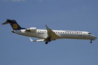 D-ACPL @ EDDF - on final RW07R