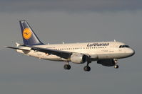 D-AILD @ EGCC - Lufthansa A319 on finals for RW05L - by Chris Hall