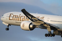 A6-ECJ @ VIE - Emirates