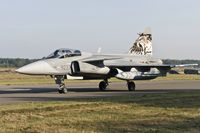9237 @ EBBL - taying to the active - by Friedrich Becker