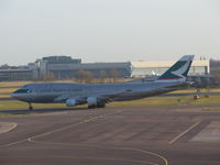 B-HKJ @ EHAM - Cathay Cargo - by ghans