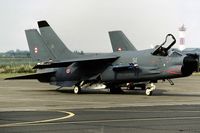 34 @ LFQI - static display
