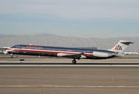 N9402W @ LAS - The best place in Vegas for photography....with a ladder - by Duncan Kirk