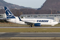 YR-BGH @ LOWS - TAROM 737-700 - by Andy Graf-VAP