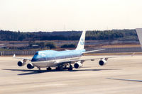 PH-BFM @ RJAA - KLM , incoming flt from Amsterdam, Narita , Feb '93 - by Henk Geerlings