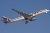 A7-AED @ OMDB - Qatar Airways - by Thomas Posch - VAP