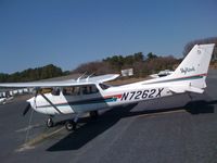 N7262X @ KLZU - Cessna 172R - N7262X - Tied down @ The Flight School - by Kyle Kitchens