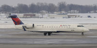 N8412F @ KMSP - Delta - by Todd Royer