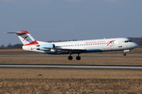 OE-LVJ @ VIE - Austrian Airlines - by Chris Jilli