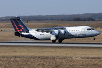 OO-DWD @ VIE - Brussels Airlines - by Chris Jilli