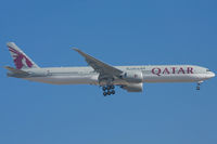 A7-BAL @ OMDB - Qatar Airways - by Thomas Posch - VAP