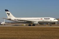 EP-IBD @ EDDF - departure via RW18W