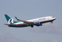 N176AT @ KFLL - Boeing 737-700 - by Mark Pasqualino