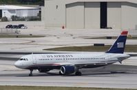N128UW @ KFLL - Airbus A320 - by Mark Pasqualino