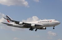 F-GITH @ KMIA - Boeing 747-400