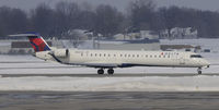 N605LR @ KMSP - Delta