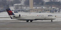 N8672A @ KMSP - Delta - by Todd Royer