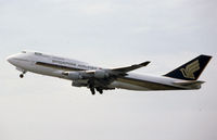 9V-SMC @ EGLL - EGLL