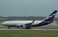 RA-96007 @ LOWW - Aeroflot Il-96 - by Thomas Ranner