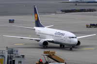 D-ABWH @ VIE - Lufthansa - by Chris Jilli