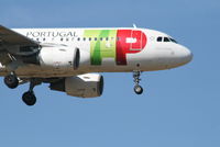 CS-TTE @ EBBR - Arrival of flight TP604 to RWY 02 - by Daniel Vanderauwera