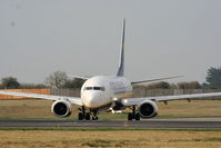 EI-DHN @ EIDW - Ryanair - by Chris Hall