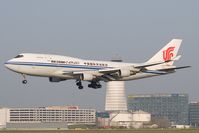 B-2460 @ LOWW - Air China Cargo 747-400