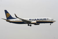 EI-EFI @ EIDW - Ryanair - by Chris Hall