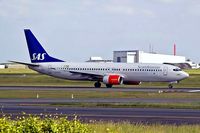 LN-RPN @ EKCH - Boeing 737-883 [30470] (SAS Scandinavian Airlines) Copenhagen-Kastrup 10/06/2008. - by Ray Barber