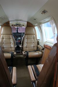 3B-FLY @ FMME - Pïper Chieftain 3B-FLY Executive Interior - by Pierre-Yves ESTRADE