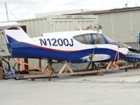 N1200J @ CNO - Appears to be waiting to be put back together, goog looking paint - by Helicopterfriend