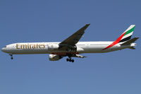 A6-EMN @ VIE - Emirates - by Joker767