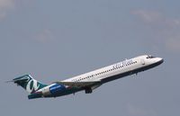 N985AT @ KFLL - Boeing 717-200