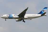 SU-GCF @ VIE - Egypt Air