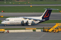 OO-DWC @ VIE - Brussels Airlines - by Roman Reiner