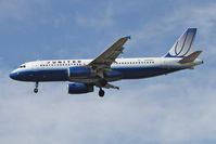 N408UA @ KORD - United Airlines Airbus A320-232, UAL653 arriving from KPHX, RWY 28 approach KORD. - by Mark Kalfas