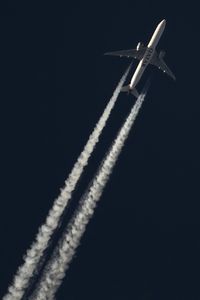 A7-BAE @ NONE - Qatar Airways B777-300 crusing high - by Friedrich Becker