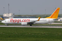 TC-AAI @ VIE - Fly Pegasus