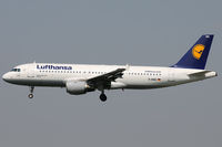 D-AIQC @ VIE - Lufthansa