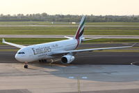 A6-EAD @ EDDL - Emirates - by Air-Micha