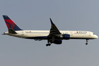 N538US @ EDDF - on final