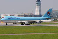 HL7403 @ VIE - Korean Air Cargo