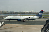 N111HQ @ DCA - Embraer 175 from US Airways Express arriving at Reagan National Airport - by Mauricio Morro