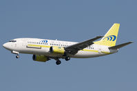 EI-DUS @ LOWW - Mistral Air 737-300