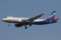 VQ-BCN @ LOWW - Aeroflot A320