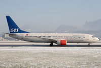 LN-RPL @ LOWS - Scandinavian Airlines 737-800