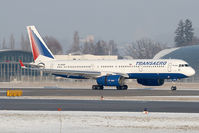 RA-64509 @ LOWS - Transaero TU214