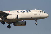 TC-JPB @ EBBR - Arrival of flight TK1937 to RWY 02 - by Daniel Vanderauwera