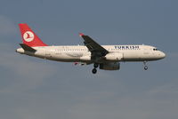 TC-JPB @ EBBR - Flight TK1937 is descending to RWY 02 - by Daniel Vanderauwera